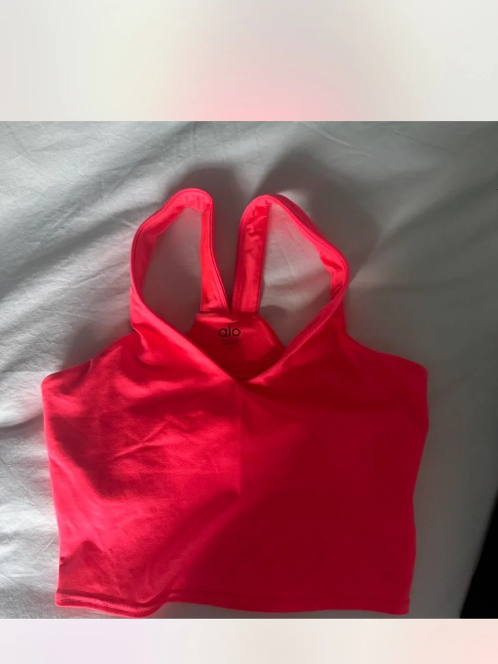LIKE NEW RARE ALO Yoga Neon Pink Sports Bra and Leggings Set